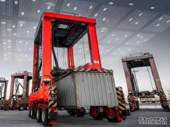 江西轮胎跨运车雨天行驶防范打滑